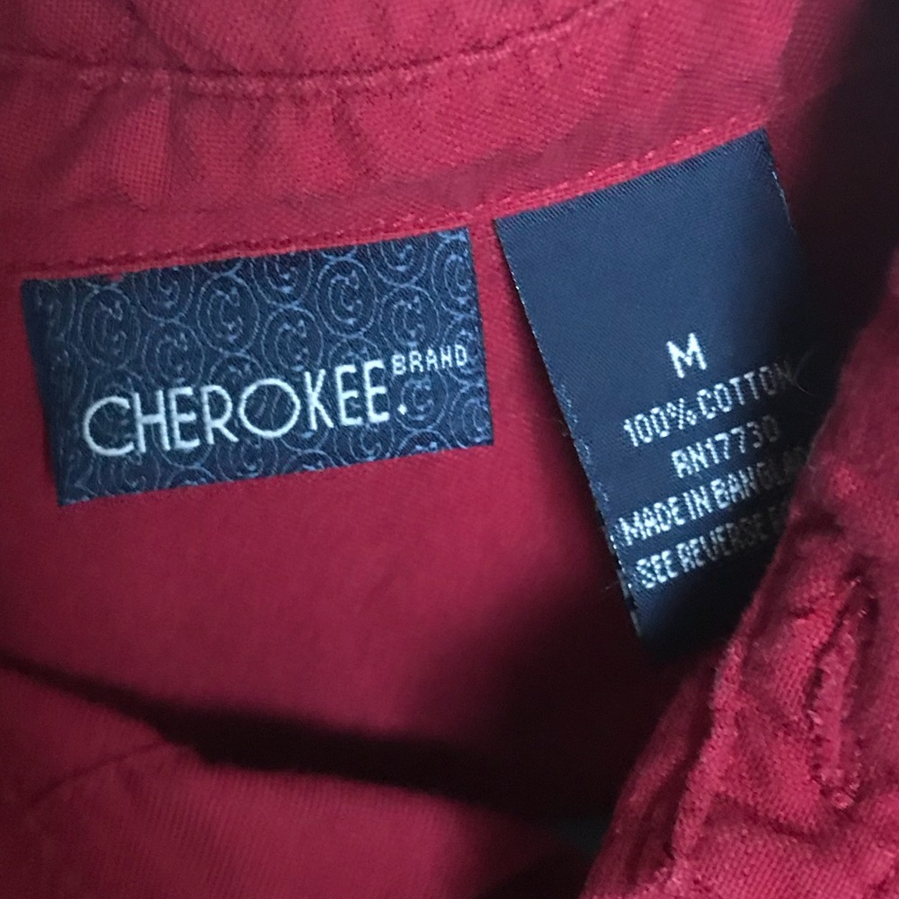 Cherokee Red Button Down - Picture 3 of 3